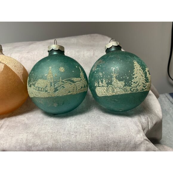 Vintage Christmas Ornament Set Assorted Designs Colors Retro Glass Baubles Holid - Picture 3 of 14